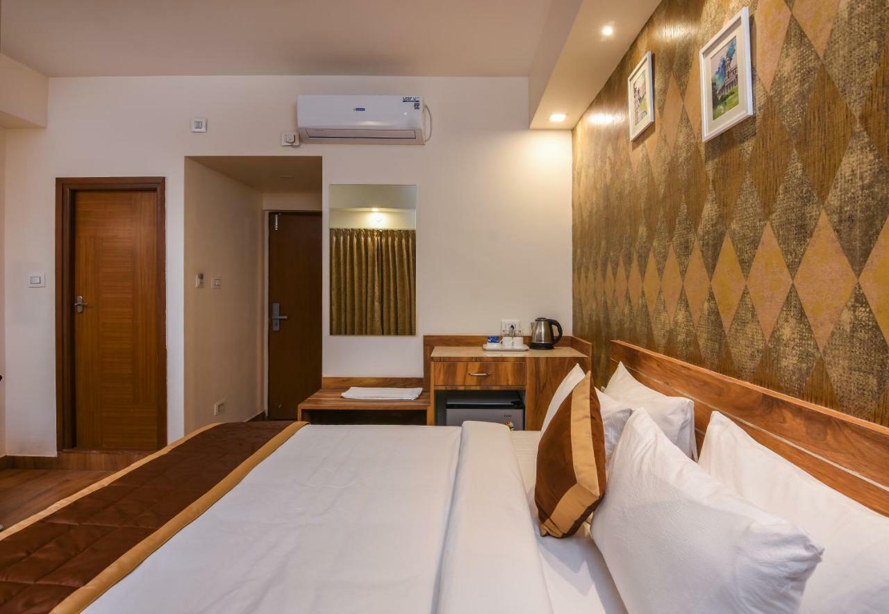 Kensington Suites Bangalore Luaran gambar